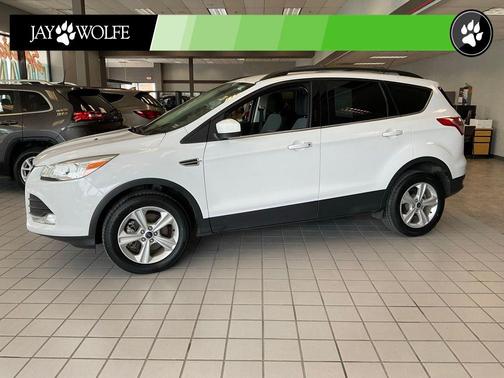 Oxford White 2013 Ford Escape SE