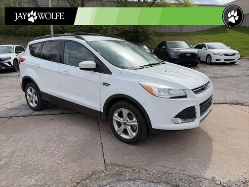 Oxford White 2013 Ford Escape SE