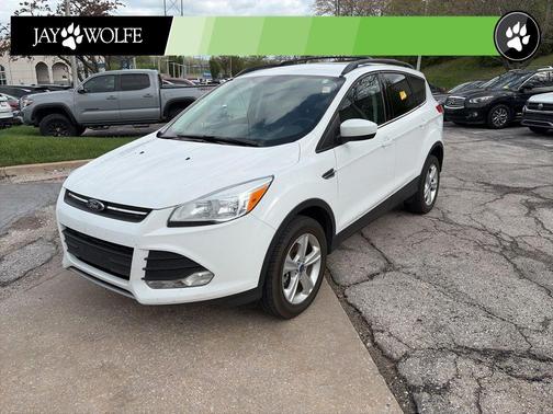 Oxford White 2013 Ford Escape SE