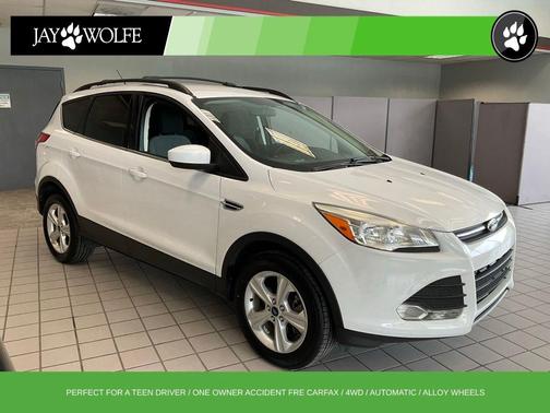 Oxford White 2013 Ford Escape SE