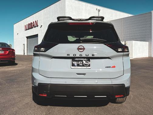 Boulder Gray Pearl 2026 Nissan Rogue Rock Creek