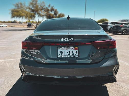 Gravity Gray 2024 Kia Forte LXS