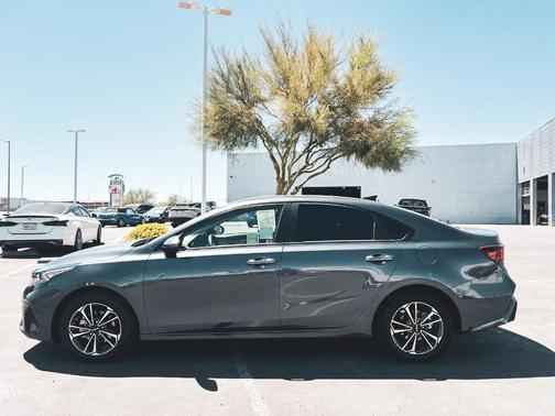 Gravity Gray 2024 Kia Forte LXS