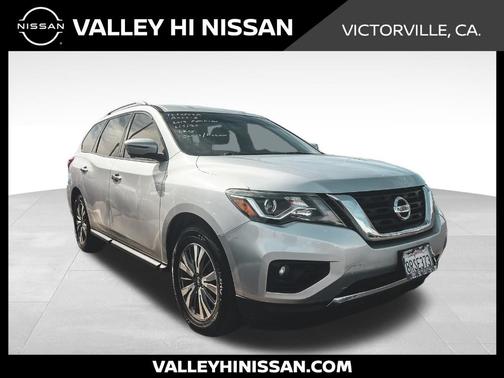 2019 Nissan Pathfinder SL