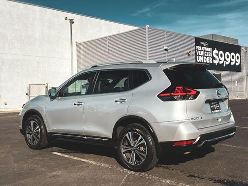 2017 Nissan Rogue SL