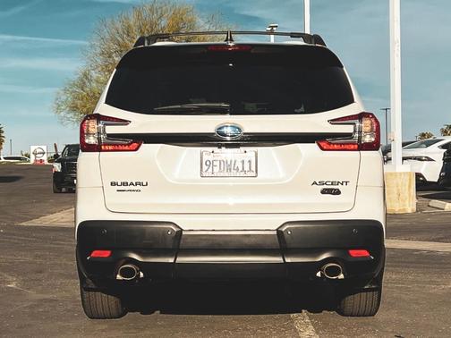 Crystal White Pearl 2023 Subaru Ascent Onyx Edition