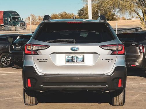 2022 Subaru Outback Onyx Edition XT