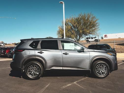 Gun Metallic 2026 Nissan Rogue S