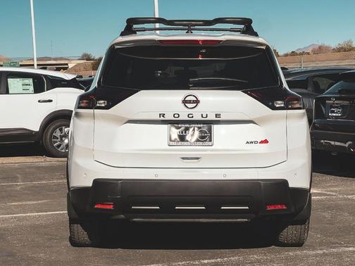 Everest White P 2026 Nissan Rogue Rock Creek