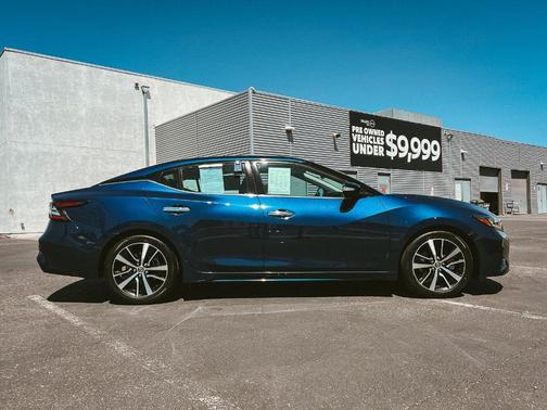 Deep Blue Pearl 2023 Nissan Maxima SV