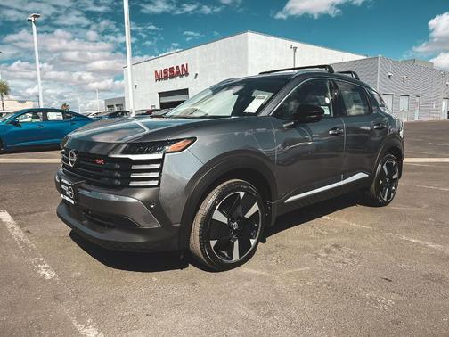 Gun Metallic 2026 Nissan Kicks SR