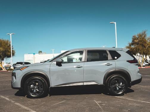 Boulder Gray Metallic 2026 Nissan Rogue SV