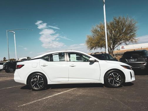 Cloud White 2024 Nissan Sentra SV