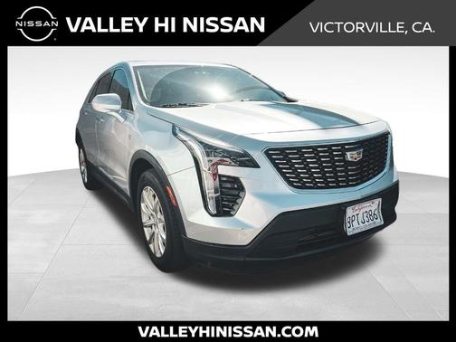 Radiant Silver Metallic 2020 Cadillac XT4 Luxury