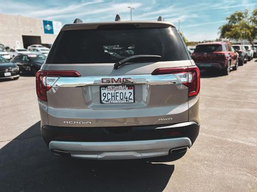 Gray 2023 GMC Acadia SLE