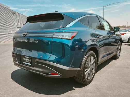 2025 Nissan Murano SL