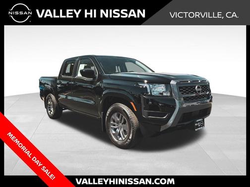 Black 2025 Nissan Frontier SV