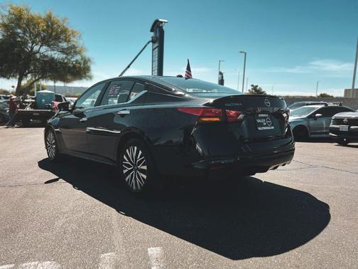 Black 2025 Nissan Altima SV