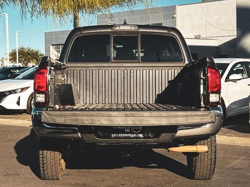 2018 Toyota Tacoma SR5