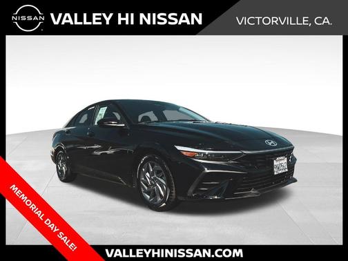 Black 2024 Hyundai ELANTRA SEL