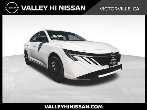 Cloud White 2027 Nissan Sentra SV
