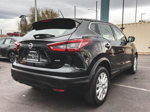 2021 Nissan Rogue Sport S