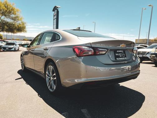 Mineral Gray Metallic 2024 Chevrolet Malibu 2LT