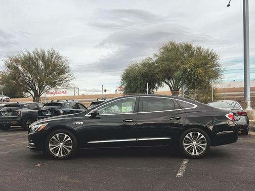 2017 Buick LaCrosse Essence
