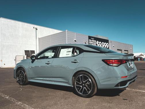 2025 Nissan Sentra SR