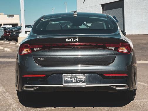2022 Kia K5 LXS