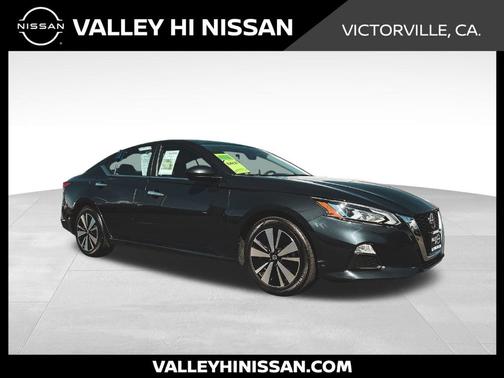 2022 Nissan Altima 2.5 SV