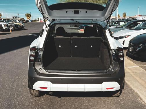 2025 Nissan Kicks S