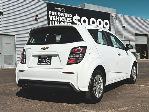 Summit White 2020 Chevrolet Sonic LT