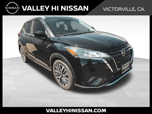 Super Black 2021 Nissan Kicks SV