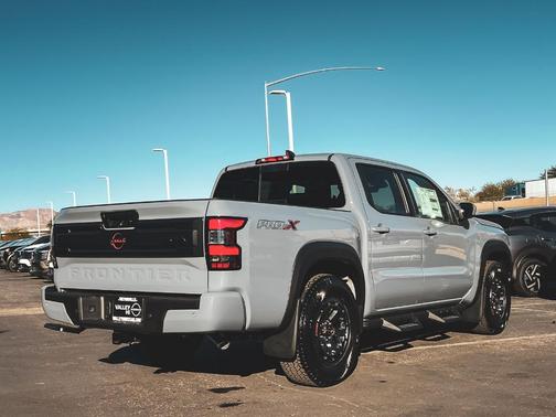 Boulder Gray Pearl 2026 Nissan Frontier PRO-X