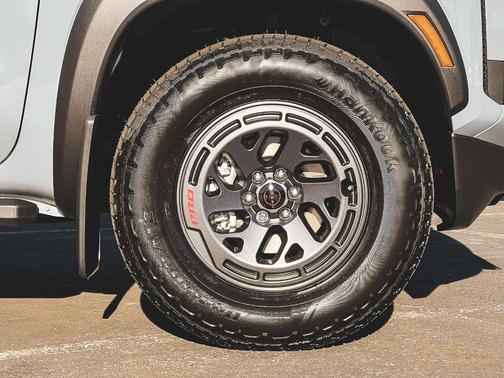 Boulder Gray Pearl 2026 Nissan Frontier PRO-X