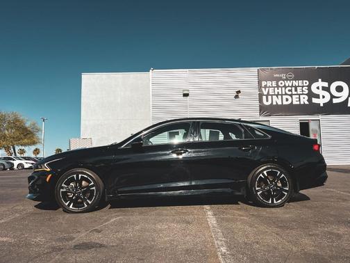 Ebony Black 2022 Kia K5 GT-Line