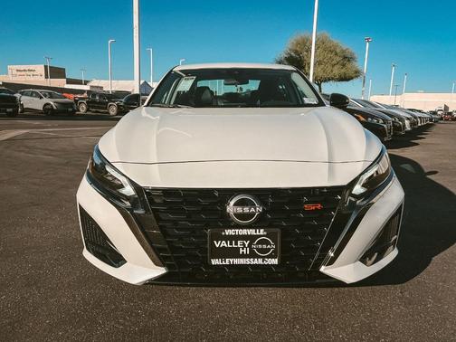 2025 Nissan Altima SR