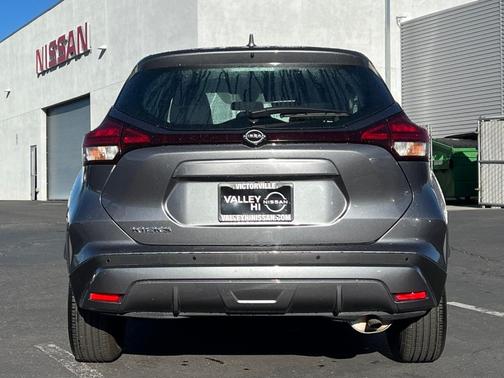 2023 Nissan Kicks S