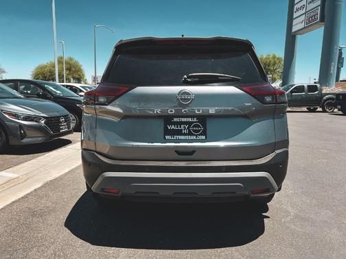 2023 Nissan Rogue S