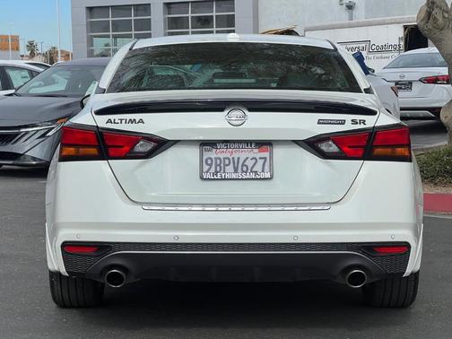 2022 Nissan Altima 2.5 SR