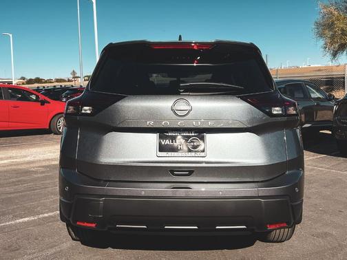 Gun Metallic 2026 Nissan Rogue S