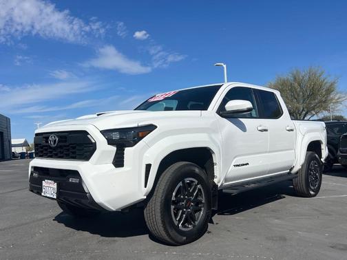 2024 Toyota Tacoma TRD Sport