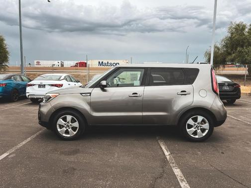 2017 Kia Soul Base