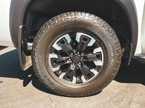 2024 Nissan Frontier PRO-4X