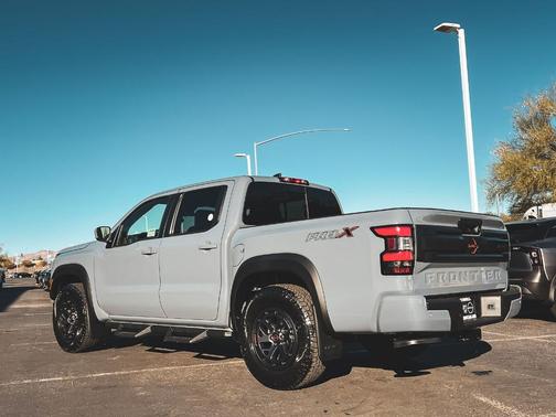 Boulder Gray Pearl 2026 Nissan Frontier PRO-X