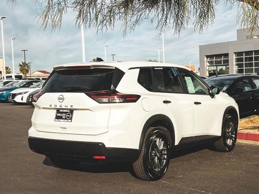 2024 Nissan Rogue S