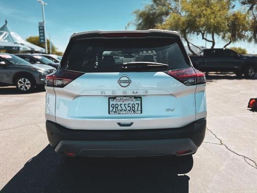 Brilliant Silver Metallic 2023 Nissan Rogue SV