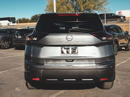 Gun Metallic 2026 Nissan Rogue SV