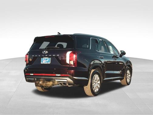 Burgundy 2025 Hyundai PALISADE SEL